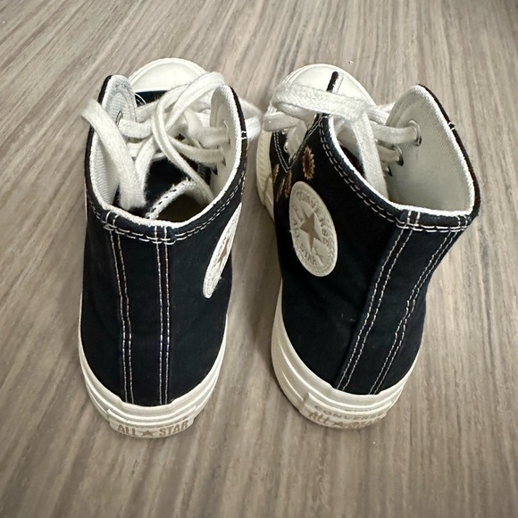 Converse Floral Embroidery High Top Platform | Women’s US Size 6 - Picture 2 of 11